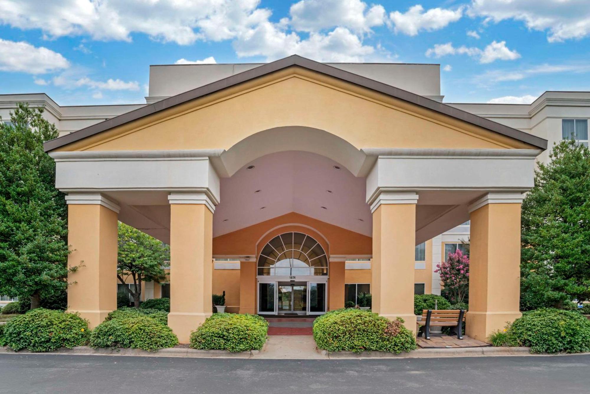Comfort Suites Gastonia - Charlotte Eksteriør billede